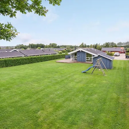 2 Bedroom Gorgeous Home In Haderslev *