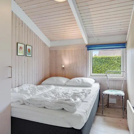 Stunning In Haderslev With Kitchen * Arosund